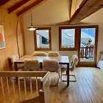 Typique Du Valais,maison Bio Et Bien-etre! *