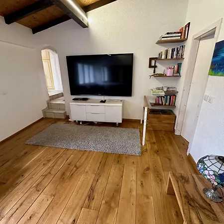 Apartmán Typique Du Valais,maison Bio Et Bien-etre!