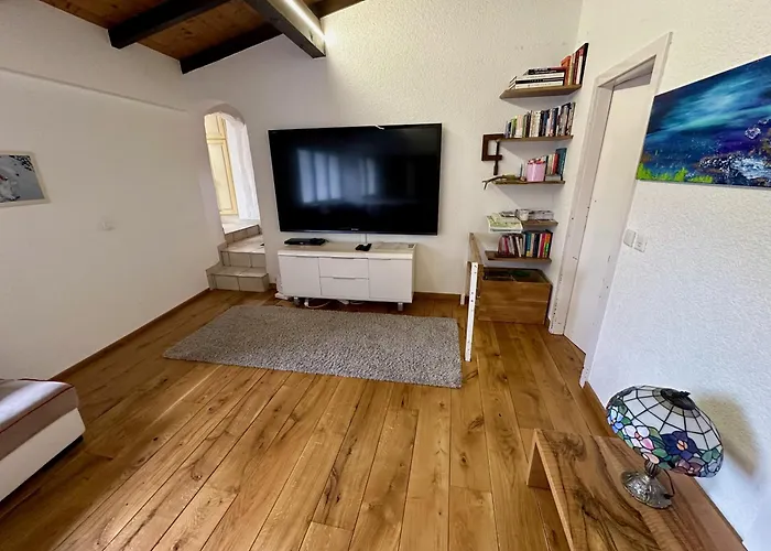 Διαμέρισμα Typique Du Valais,maison Bio Et Bien-etre!